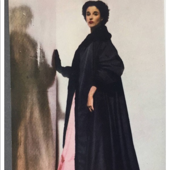 ! 1 Page/2 Sides frm VTG 1951 Photo Book, White Sandals, Model in Historic Photo - Picture 5 of 6